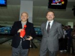 FETHI YAŞAR - Bowling Şampiyonları Ödüllerini Aldı