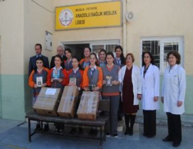 Fethiye’den Bitlis’deki Köy Okuluna Kitap Yardımı