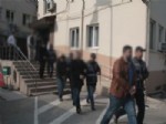 İzmir'de Kck Operasyonu: 40 Gözaltı