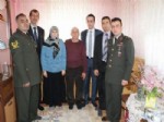 MEHMET GENÇ - Manyas Protokolünden Şehit Ailelerine Ziyaret