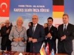 ABDURRAHMAN HACıKERIMOĞLU - Samsun Büyükşehir Belediyesi Almanya'nın Kiel Şehri İle Kardeş Şehir Oldu