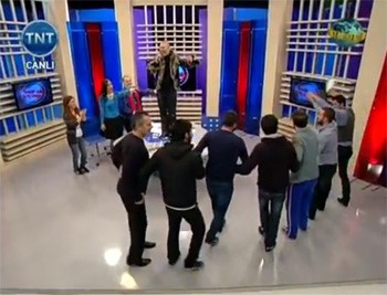 Ajdar Canlı Yayında Masaya Çıktı, ortalık Karıştı