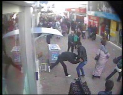 Alacağını İsteyen Piyangocuya Meydan Dayağı