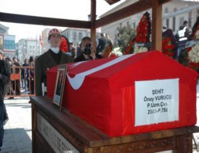 Erzurum Barış Şehidini Uğurluyor