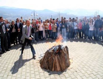 Meslek Yüksek Okulunda Nevruz Kutlaması