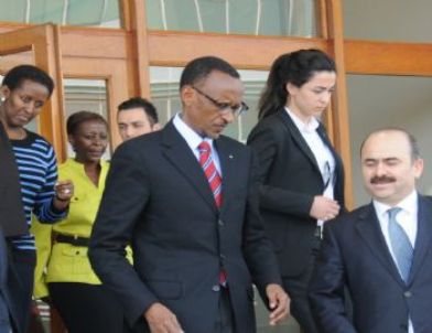 Ruanda Devlet Başkanı Kagame Türkiye'ye Geldi