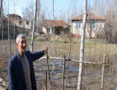 Simav'da Bin Dönüm Ekili Alan Sular Altında