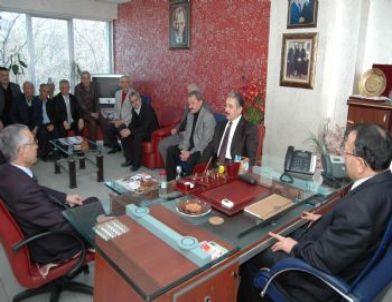 Vali Saran'dan Mesob'a Ziyaret