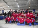 KONTEYNER KENT - Badminton Federasyonu'ndan Vanlı 200 Çocuğa Malzeme Yardımı