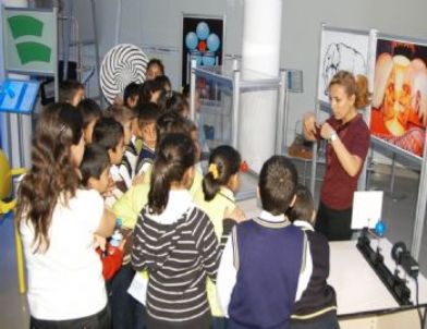 Mamak Belediyesi’nin Uygulamalı Bilim Merkezi Büyük İlgi Görüyor
