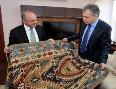 Müsteşar Yardımcısı Hasan Canpolat Vali Çakacak’ı Ziyaret Etti