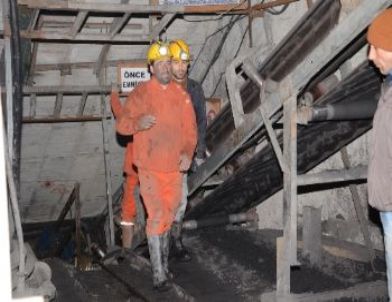 Özel Kömür Ocağında Göçük Altında Kalan İşçi 14 Saattir Kurtarılmaya Çalışılıyor