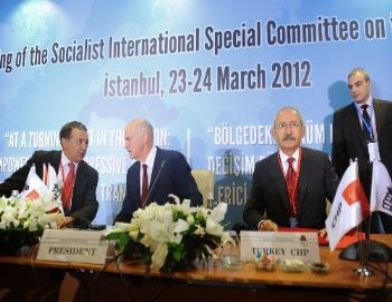 Kılıçdaroğlu: Arap Baharı Renk Değiştirmeye Başladı