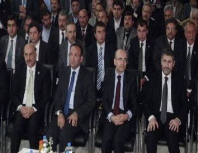 Başbakan Yardımcısı Bozdağ ve Maliye Bakanı Şimşek Batman'da