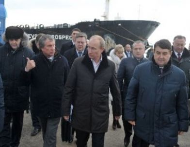 Putin, Avrupa’ya Doğrudan Petrol Ulaşımı Sağlayacak Petrol Boru Hattını Açtı