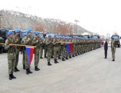 Vali Ali Kolat, Mehmetçiklere Moral Verdi