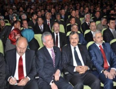 Ak Parti Bayburt İl Başkanı Yusuf Elçi, Güven Tazeledi