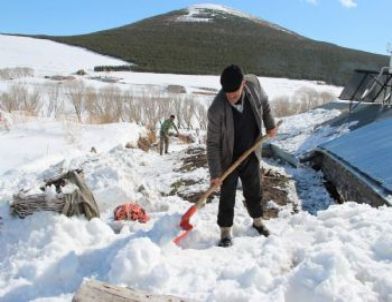 Ardahan’da Kar Çilesi Devam Ediyor