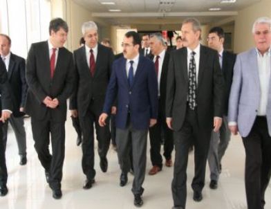 Bakan Ergin Edirne'de