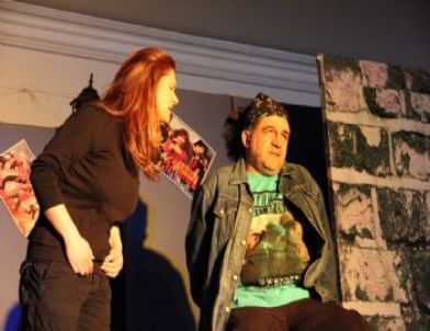 'Pembe Aslında Siyahtır' Sarıgöl'de Sahnelendi