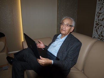 Adnan Şenses'ten Beyaz Gazeteye Samimi Açıklamalar