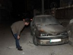 İzmir'de İki Otomobile Kundaklama Girişimi