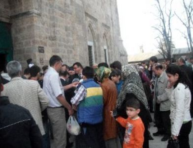 Muhsin Yazıcıoğlu, Ulu Cami'de Dualarla Anıldı