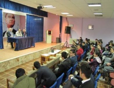 Yerköy’de Öğrenciler Doktorluk Mesleği Hakkında Bilgi Aldı