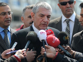 Büyükelçi Köşk'e Çıkıyor