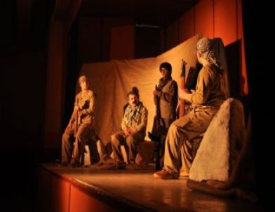 “Karanfil Kokusu” Göksun’da Sahnelendi