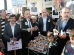 ERDAL AKSÜNGER - Tutuklu Belediye Çalışanlarının Yakınlarından Sandviçli Eylem