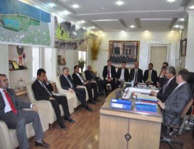 AK Belediye Başkanları Birecik'te Toplandı