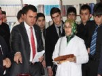 Ak Partili Gençlerden Abdulsamed Bal Anadolu İmam Hatip Lisesi'ne Kitap Bağışı