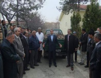 Çiçekdağı’nda Çiftçiye Asma Fidanı Dağıtıldı