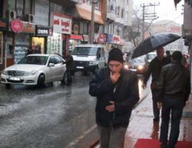 Çorlu’da Sağanak Yağış