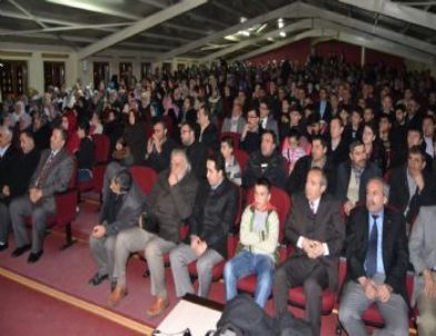 İmamlardan Oluşan Koro Büyük İlgi Topladı