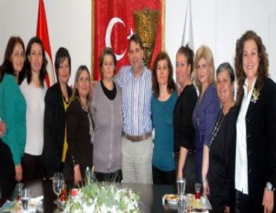 Konak Belediyesi'nin Gezileri, Terapiye Dönüştü