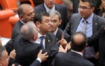 Bakan Dinçer konuştu, CHP'liler salonu terketti