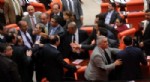 ENGİN ÖZKOÇ - Tbmm Genel Kurulu'nda Ak Partili Metiner CHP'li vekili tokatladı