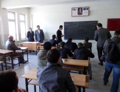 Hakkari'de Engellilere Ömss Kursu