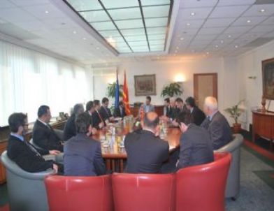 Yıldırımlı Sanayiciler Makedonya Üzerinden Avrupa'ya Açılacak