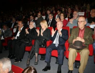 Yılmaz Güney 74. Doğum Yıl Dönümünde Kadıköy'de Anıldı