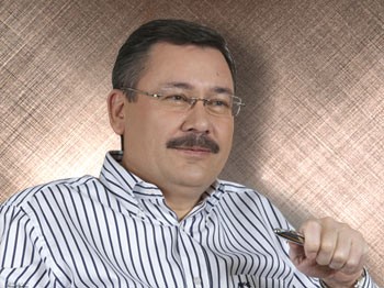 Başkan Gökçek Ankara'ya Başkente Saat Kuleleri Yapacak