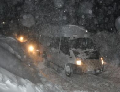 Nemrut Kayak Merkezinde Mahsur Kalan 130 Kişi 8 Saat Sonra Kurtarılabildi