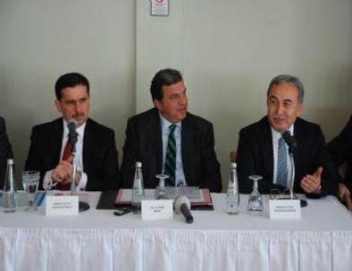 Dereli Ailesinden Sakarya ve Kocaeli’ne Okul