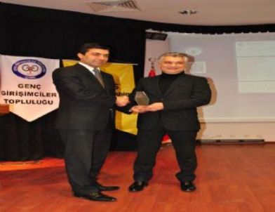 Eski Tim Başkanı Oğuz Satıcı Çomü’de Seminer Verdi