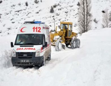 Karla Kapalı Yollar Açılıyor