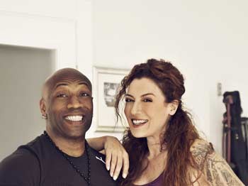 Sibel Tüzün, Kıvanç’ın Hocasını Kaptı