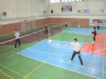 ALI KURT - Erzincanlı Badmintoncular Başarıya Doymuyor