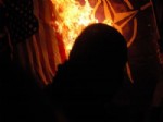 Kur'an'a Saygı Platformu, Abd ve Nato Bayraklarını Ateşe Verdi